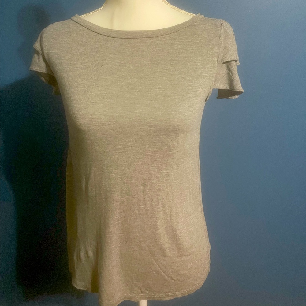 Loft Gray T with ruffled sleeves Size XS